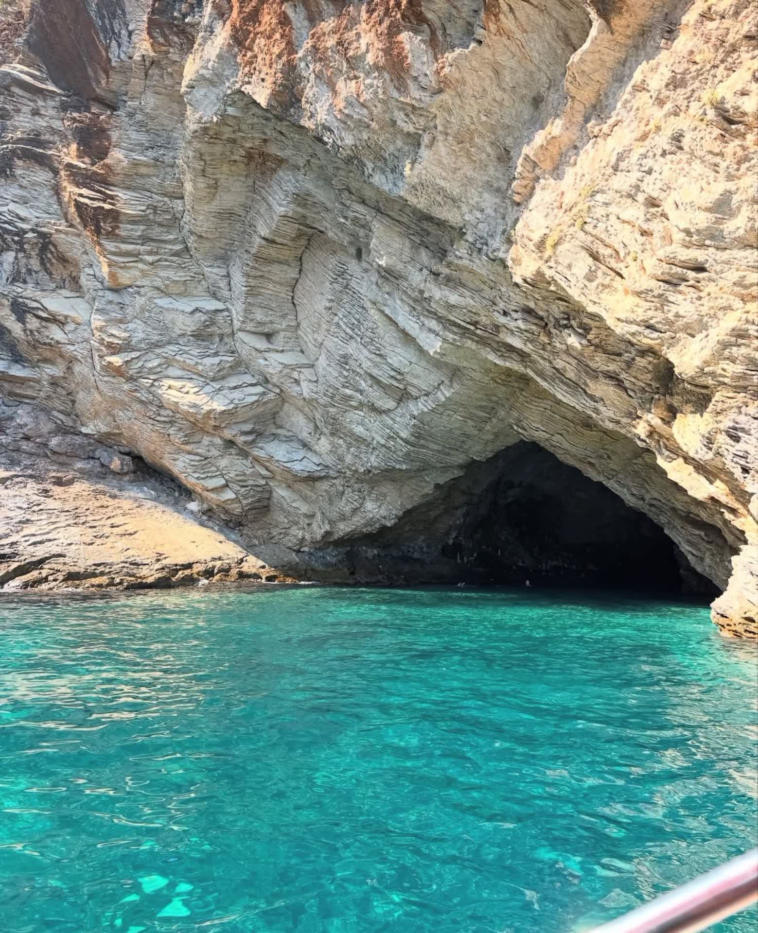 Mavi Mağara