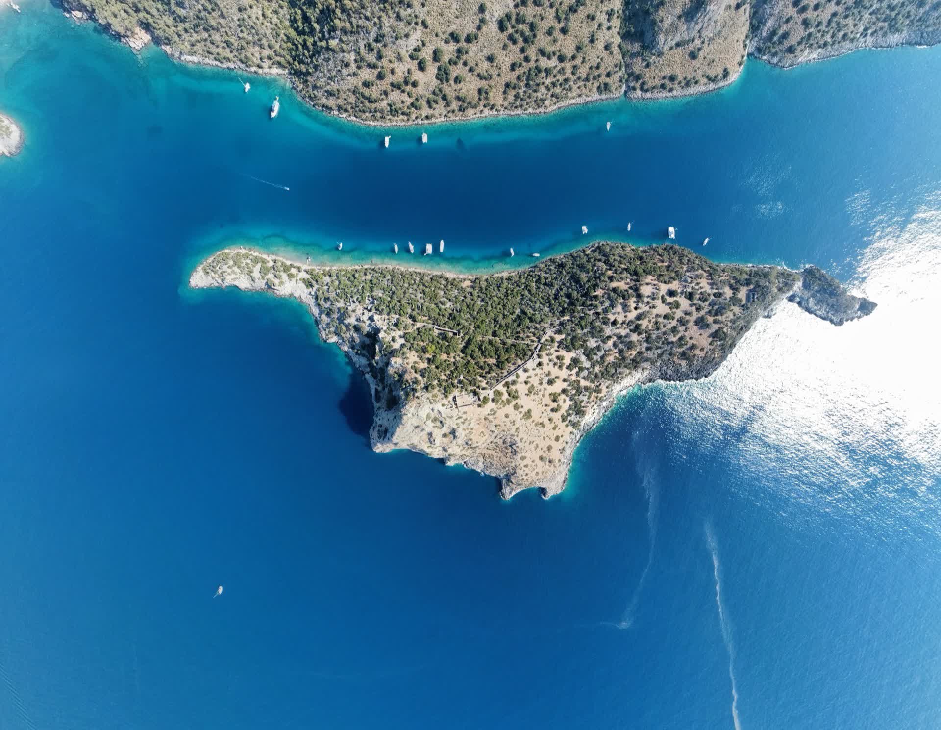 Aziz Nikolas Adası